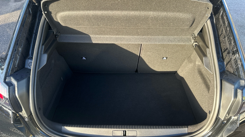 Peugeot 208 1.2 PureTech 100 Allure Premium + 5dr Petrol Hatchback